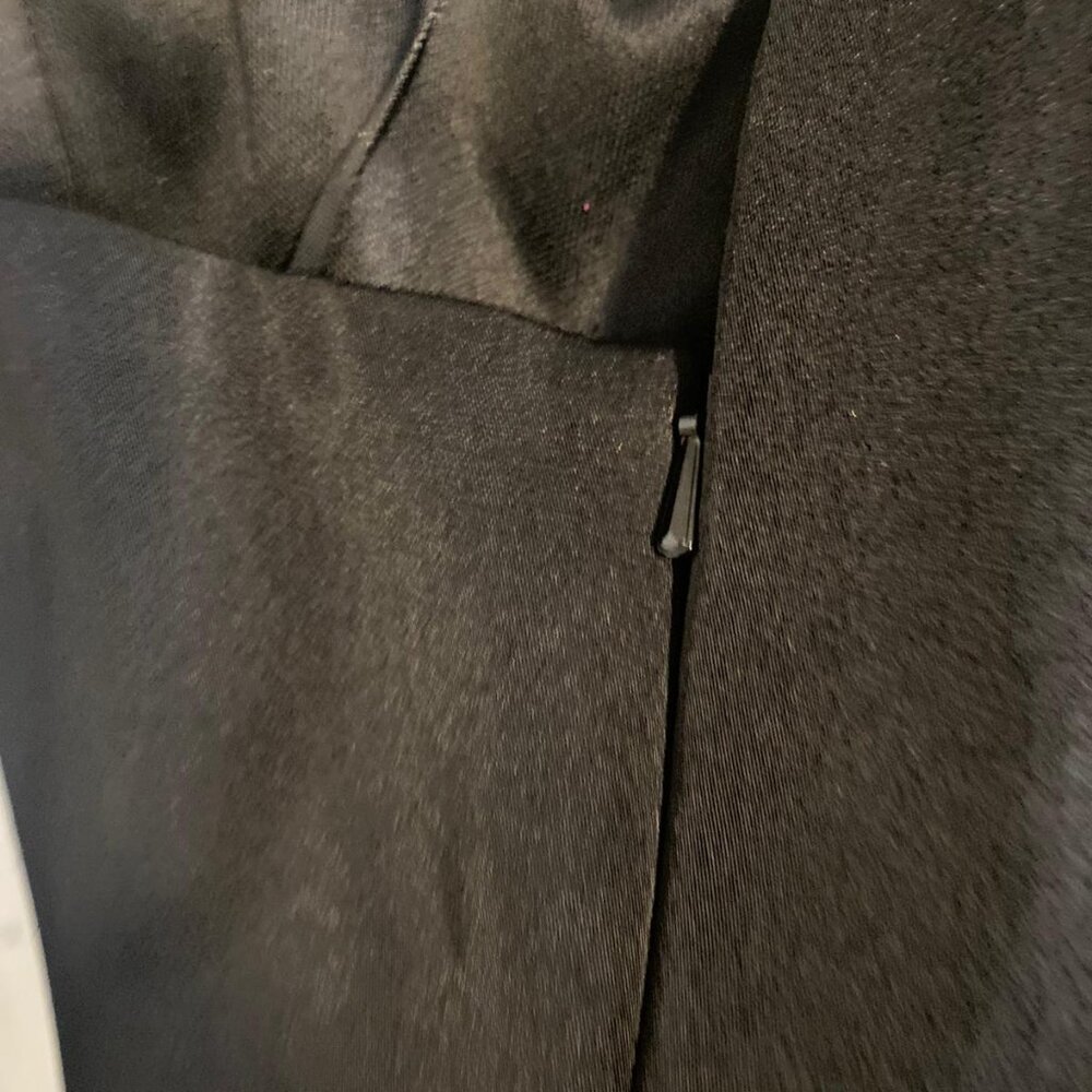 Glamorous short tuxedo dress by Mac Duggal. - Picture 5 of 10
